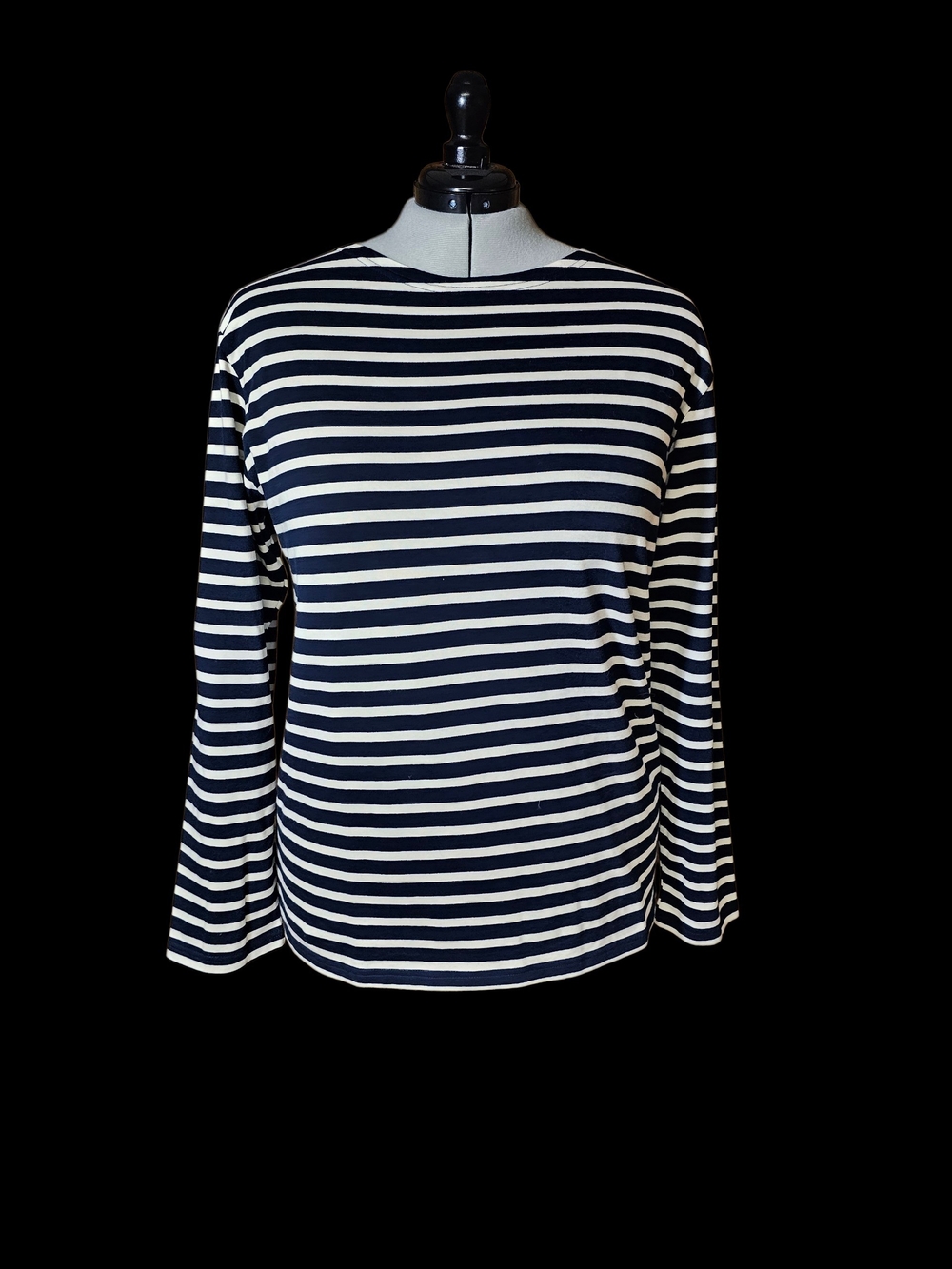 Striped Navy and White Long-Sleeve Tee — Classic Breton Style